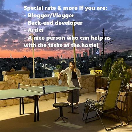 Carob Hostel Amman Buitenkant foto